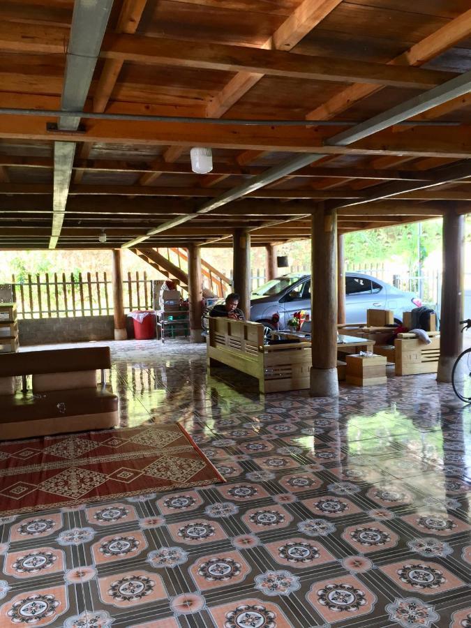 Homestay Hoang Vu ハザン エクステリア 写真